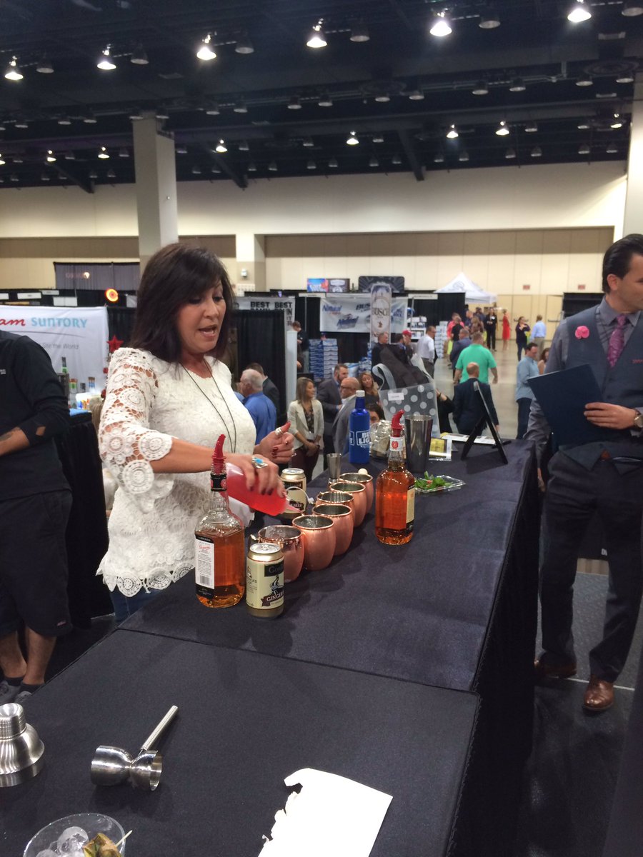BWSShow's tweet image. Jessica with @lamascobargrill is up first with the Kentucky Maraschino Mule! 😋