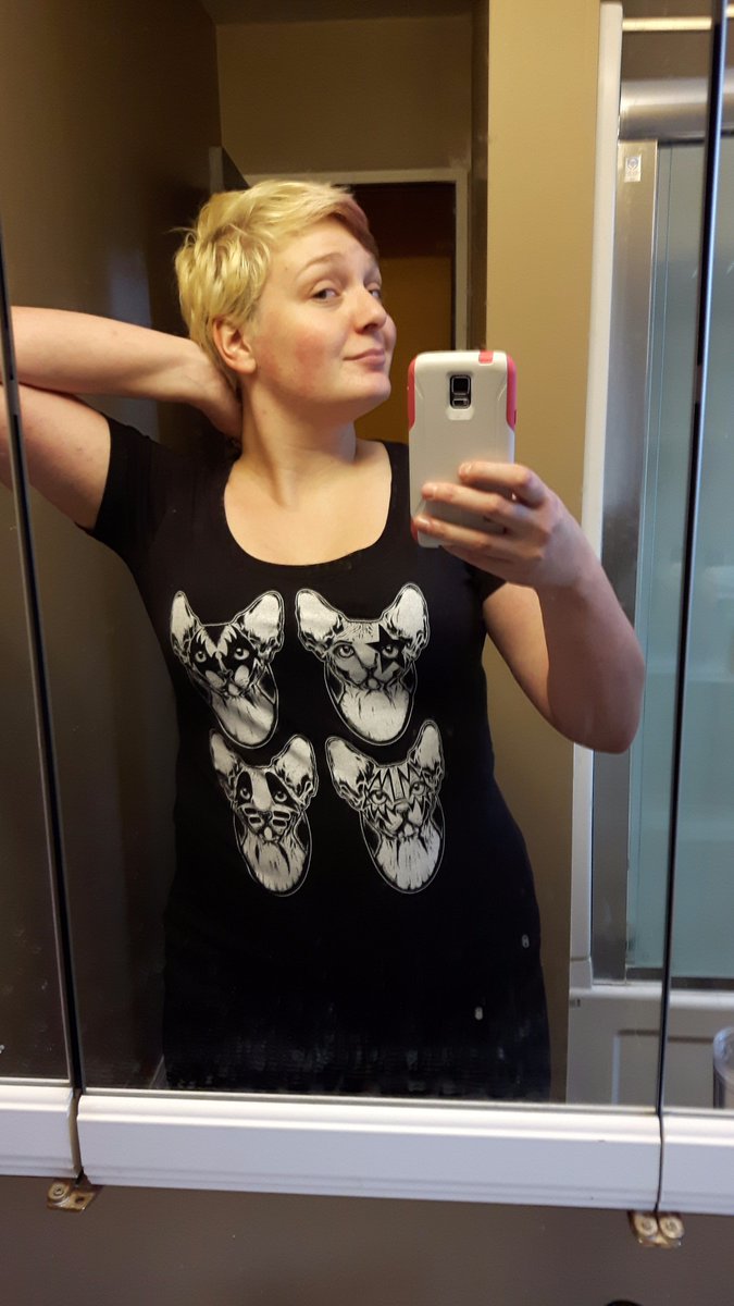 PseudoSeizures's tweet image. Been a long time since I have been on Twitter lol. 
Love the new shirt I got from @BLAMEBETTY ! #BLAMEBETTY