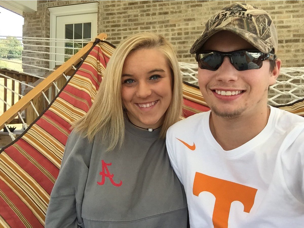 AlyssaOwens98's tweet photo. I love him even though he is a Vols fan!!! #RollTide #RelationshipDivided https://t.co/NQakRF1OTX