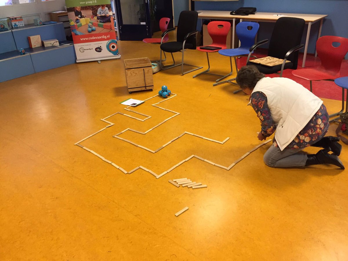 Codevaardig (@codevaardig) on Twitter photo Wat een enthousiasme @GBS de Regenboog. Wil je ook een workshop #programmeren van <a href="/codevaardig/">Codevaardig</a>? codevaardig.nl! Wat een enthousiasme @GBS de Regenboog. Wil je ook een workshop #programmeren van <a href="/codevaardig/">Codevaardig</a>? codevaardig.nl!