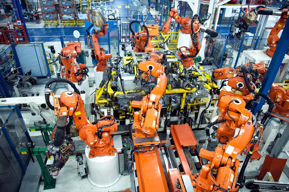 IT2Industry's tweet photo. #Industrie40 in 5 Jahren: "Durch #Digitalisierung nimmt Produktion in Deutschland zu" – @hjotk @IBMDeutschland https://t.co/xUI4inr98Z #IIoT https://t.co/4KYKZvTgnL