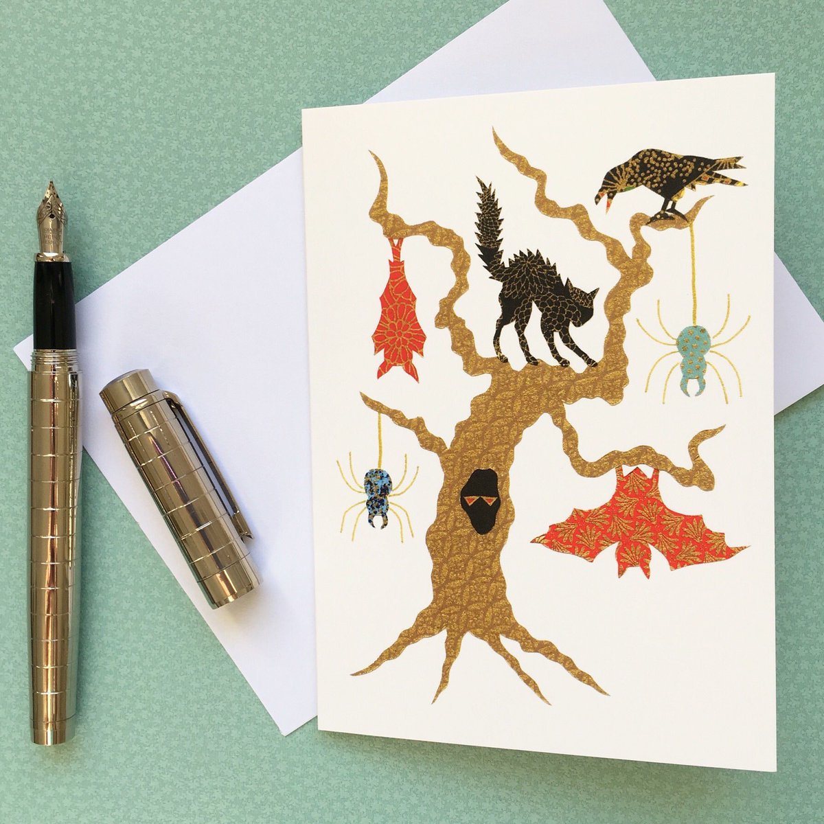 NatsulaDesigns's tweet photo. It's not too late buy some cute #Halloween cards! Shop link in bio #etsyseller #art #crafthour #crafturday https://t.co/vsWQRveWwV