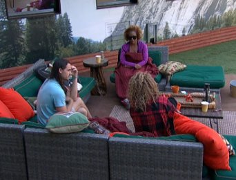 BigBroGroup's tweet photo. Danielle doesn't want to be a have not. doesn't want cold showers this week. won't be able to shave her legs #BBOOTT https://t.co/0oEnyJ7sHI