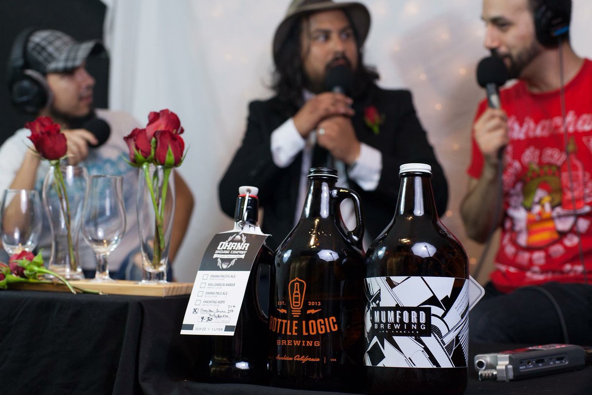 tapthatpodcast's tweet photo. This week's #Growlers on #TapThatPodcast #OneYearAnniversary! @MumfordBrewing @BottleLogicBrew @ohanabrew - #BeerPodcast #CraftBeer https://t.co/9gkiHUi9I9