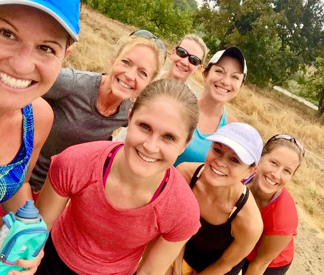 Danielled7's tweet photo. Ran into lots of speedy women out on the American River Parkway this morning. So great to see you all! https://t.co/G7aX3kRYUI