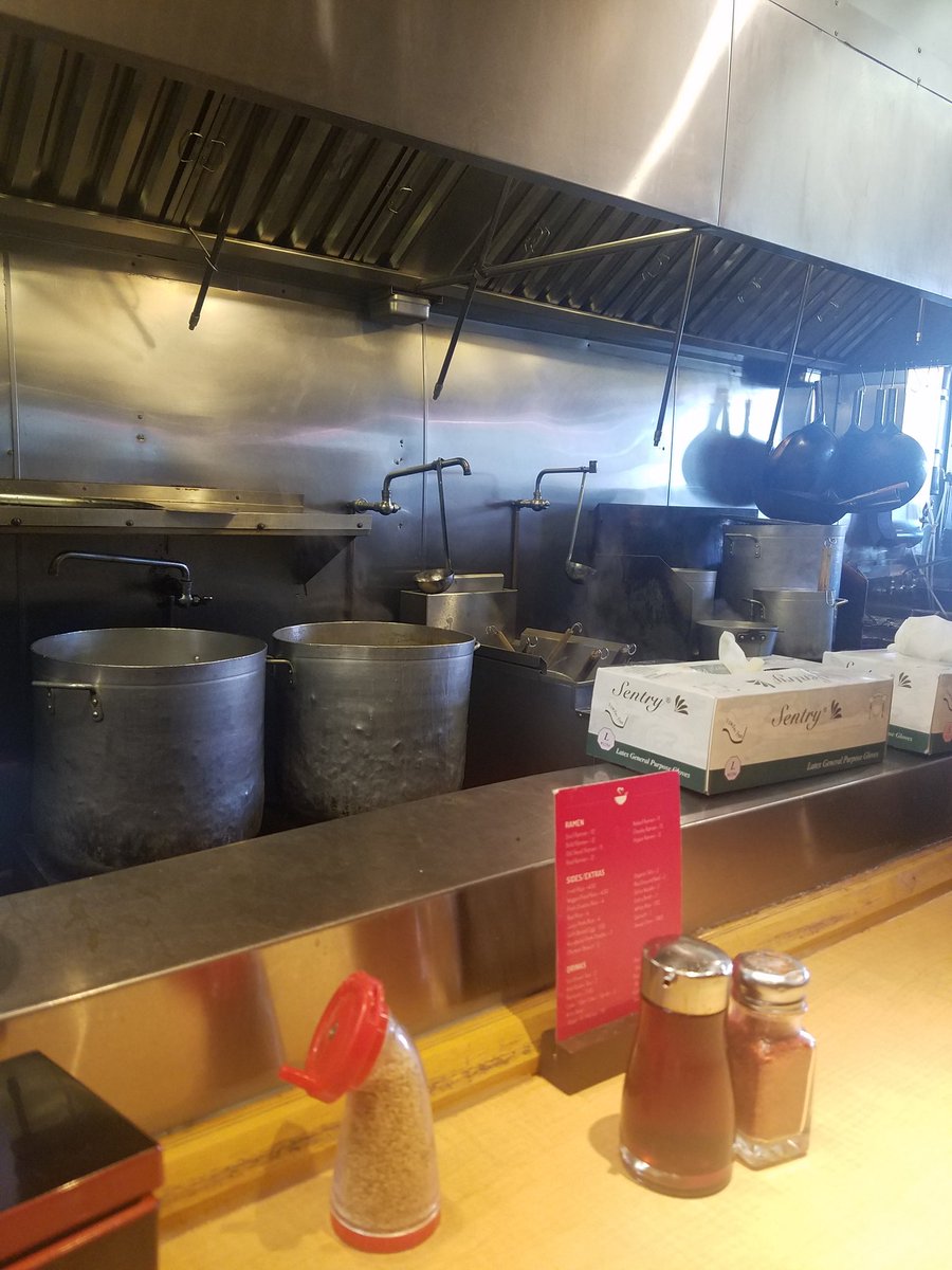 CM_Saygo's tweet photo. Need... ramen... https://t.co/ldUOLCAt23