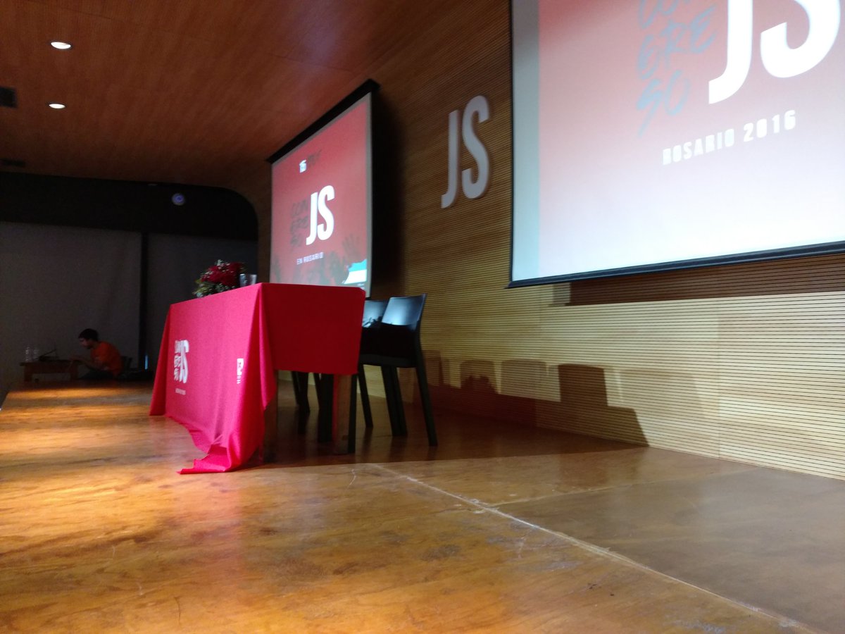 En minutos habla <a href="/AntonioBonfatti/">Antonio Bonfatti</a> en el cierre del #CongresoJS