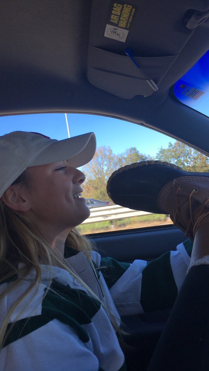 mackterry3's tweet photo. Happy birthday to the Livi long love u so much❤️❤️ #capetrip #crazy @livilongg https://t.co/tIglN8Ruu8