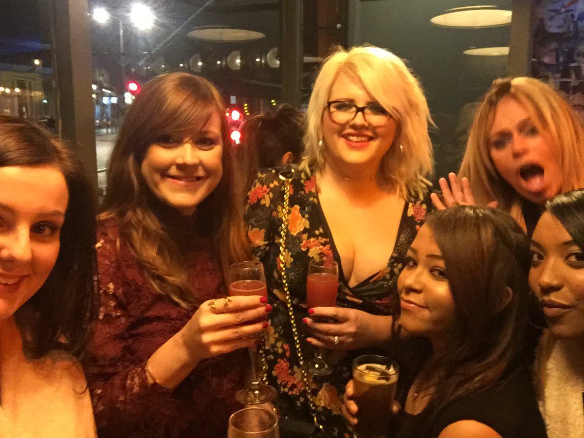 Lock up your dads.. 😊<a href="/emma78tomkinson/">Emma Tomkinson</a> <a href="/StephGamston/">Steph G</a>  <a href="/lagertha65/">Lou Lisseman</a>