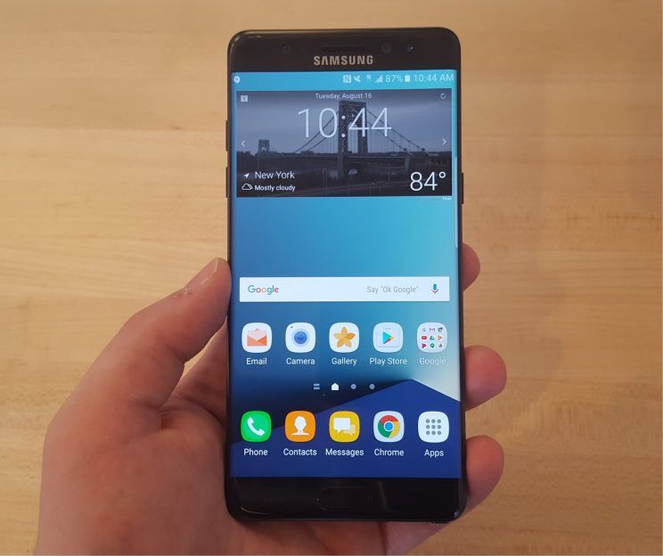 StudentDebtGuy's tweet photo. Why Samsung exploded and how it can turn itself around https://t.co/vkr6pxEvGm DanielHowley https://t.co/4fhlHweV3p YahooFinance RT