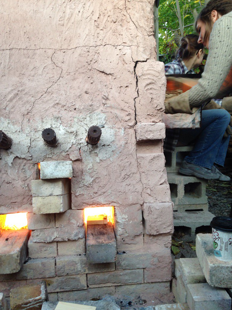 lbdusty1's tweet photo. 10 hours into firing😄 https://t.co/WU2oQMuF04