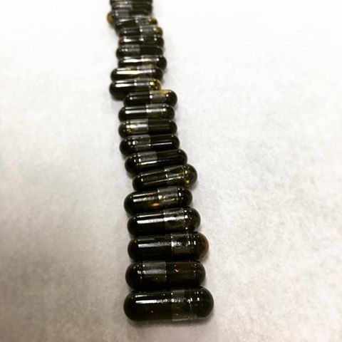 Euphoria_Vegas's tweet photo. Hash Oil Capsules from @EvergreenMMJ are in! Each capsule contains 500MG of THC. Made using decarboxylated CO2 extracted cannabis oil. https://t.co/E2IaWbJQKi