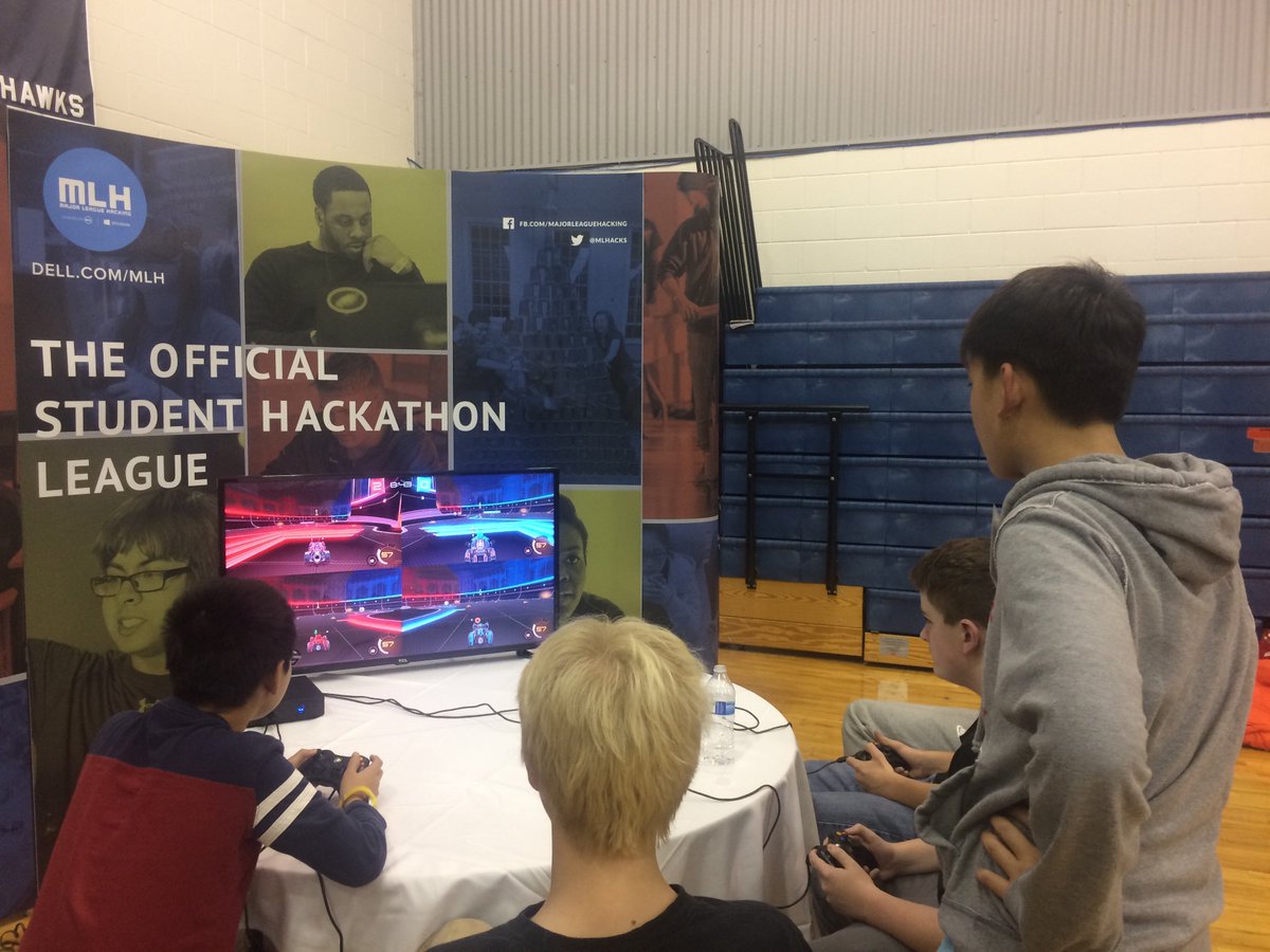 MLHacks's tweet photo. Major League Hacking meets Rocket 🚀 leauge @Glass_Hacks https://t.co/UY0rvB96gg