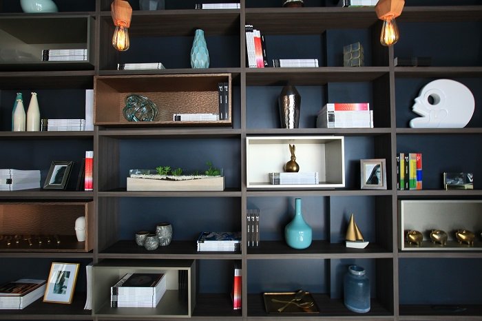 Glocal_Design's tweet photo. Este fin de semana visita la biblioteca en #DesignHouse con pisos de Fine Floors, piezas de @AnguloCero y @westelm #designforhapiness #DWM16 https://t.co/7qn8OE3h4k