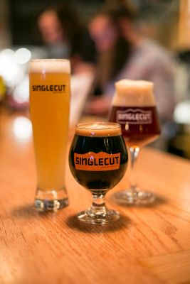 amNewYork's tweet photo. A few sips in and all of the @SingleCutBeer secrets come out https://t.co/nb1JotzWwH #secretsofny https://t.co/ENJ1OCKDcx