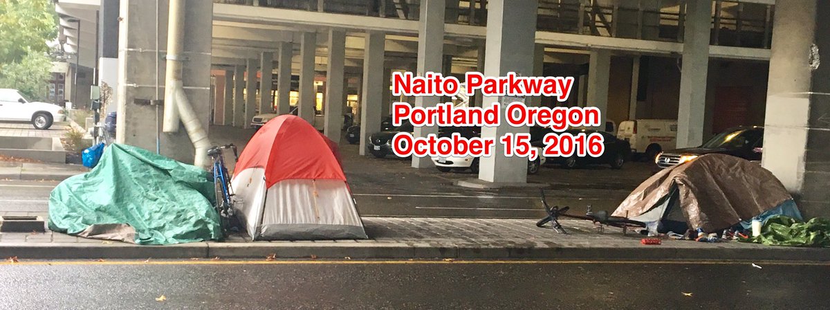pdxccura's tweet photo. why does PBOT allow camping on the median on Naito Parkway?
#visionzero #visionzeropdx #pdx #betternaito https://t.co/o5x7RLeaGo
