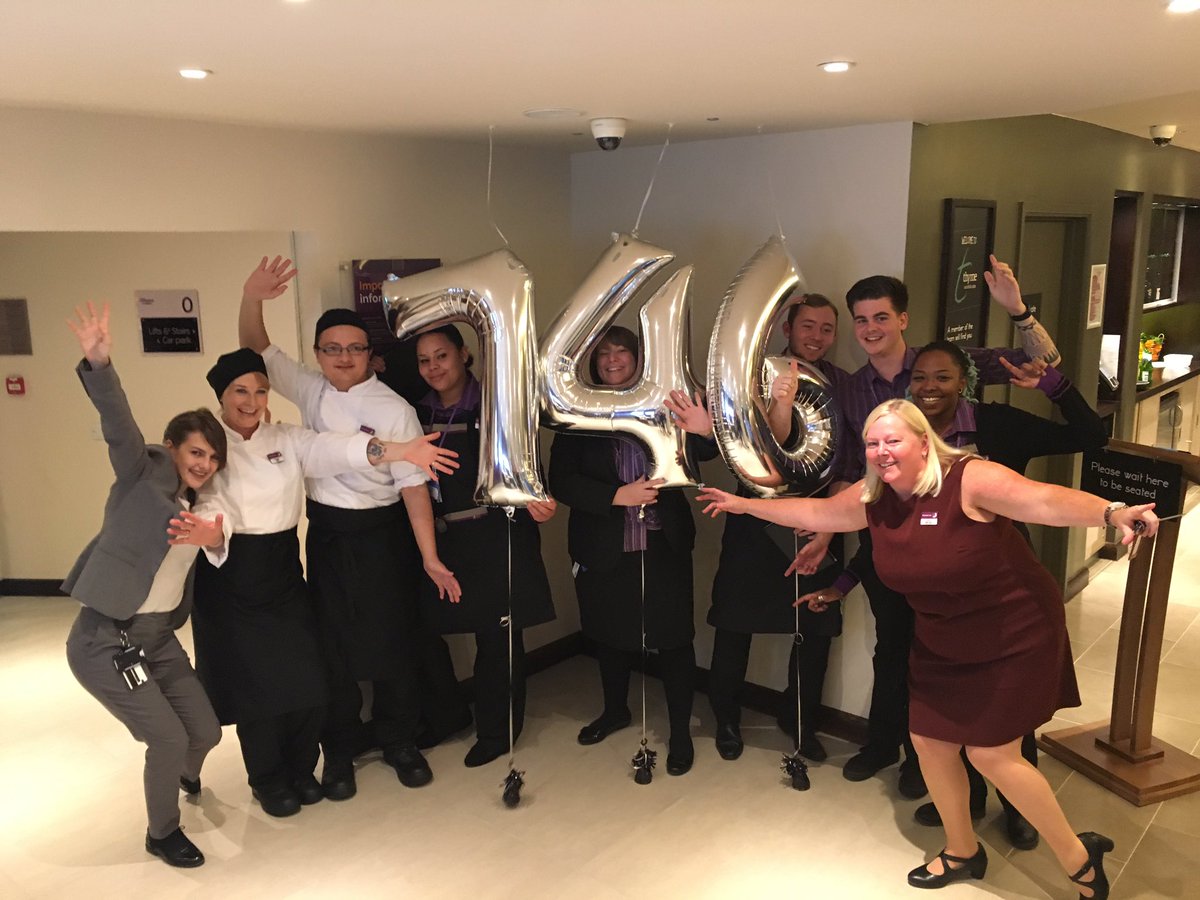Ruta_Ju's tweet photo. #teameltham Finally open! #746 @jwjordan1982 @katy_hawx @AprilEames1 @nikkiterry14 @jamierozza @LiammCo1 @Quin_Holtz @placemadebyyou https://t.co/hL99ichODJ
