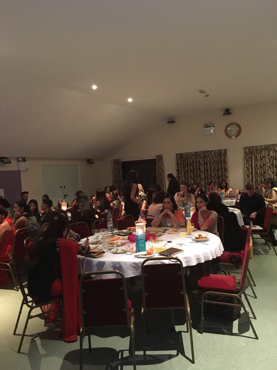 Mandy_Sanghera1's tweet photo. @YourSaheli  @Sharan_Project Diwali party  total sell out thank you everyone X https://t.co/ZLGjlMNsr6