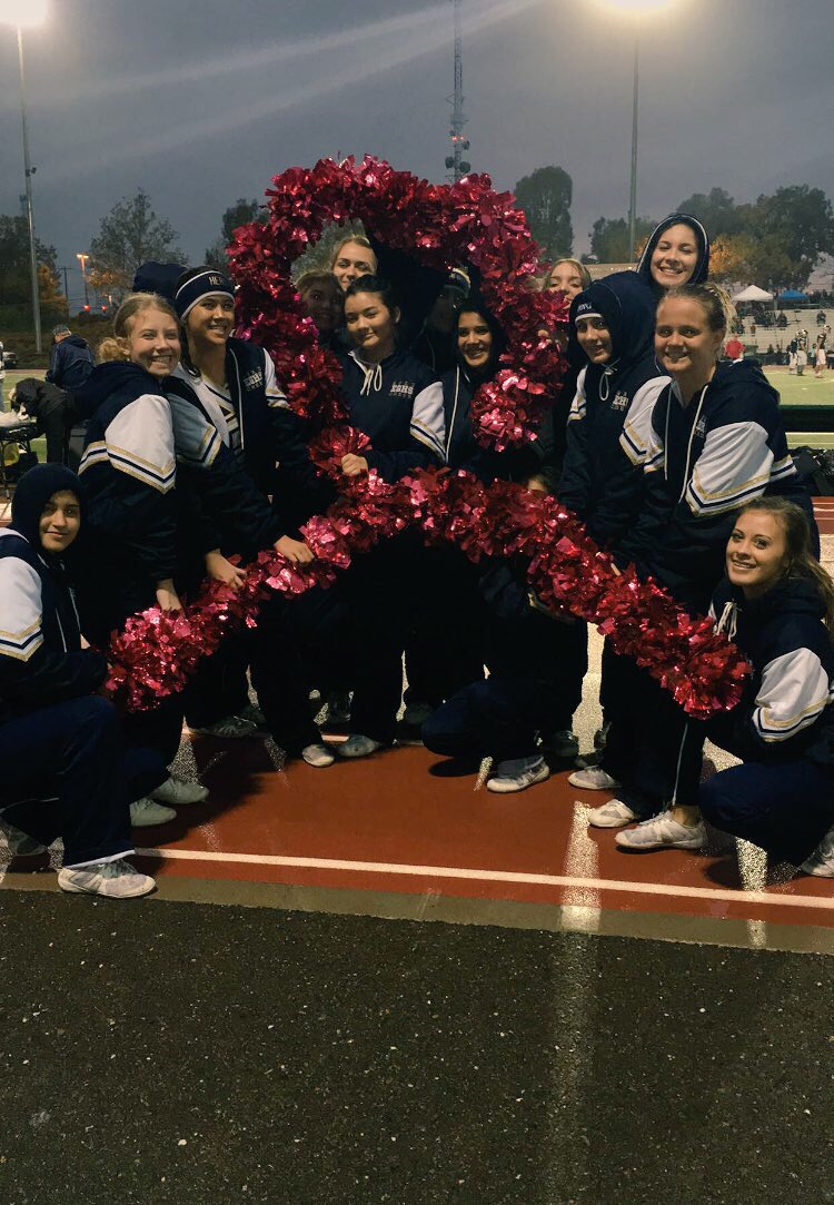 casey_harriss's tweet photo. Even in the pouring rain we support our boys💙💗💛 https://t.co/n3joAe48tu