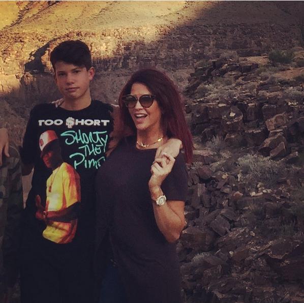 PerlaFHudsonArg's tweet image. Via @PerlaFHudson Shorty and shorty... #raisingrealmen #perlafhudson #LondonHudson