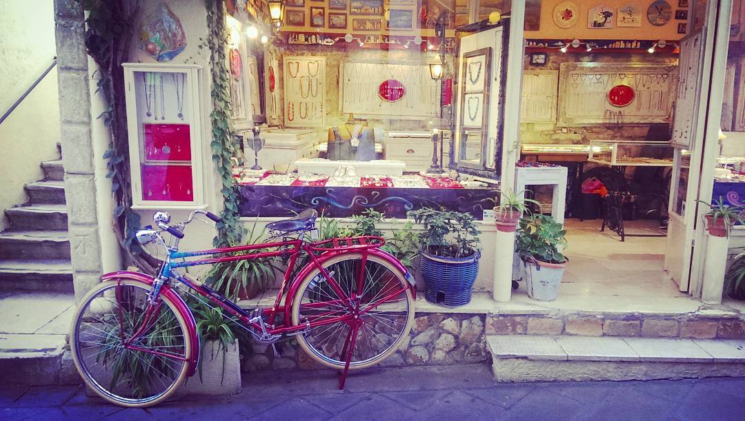Tysntny's tweet photo. #corfu #greece #cruisejob #videoperator #job #photography #mscorchestra https://t.co/L6pAIouKTy https://t.co/k7FqGADuh0