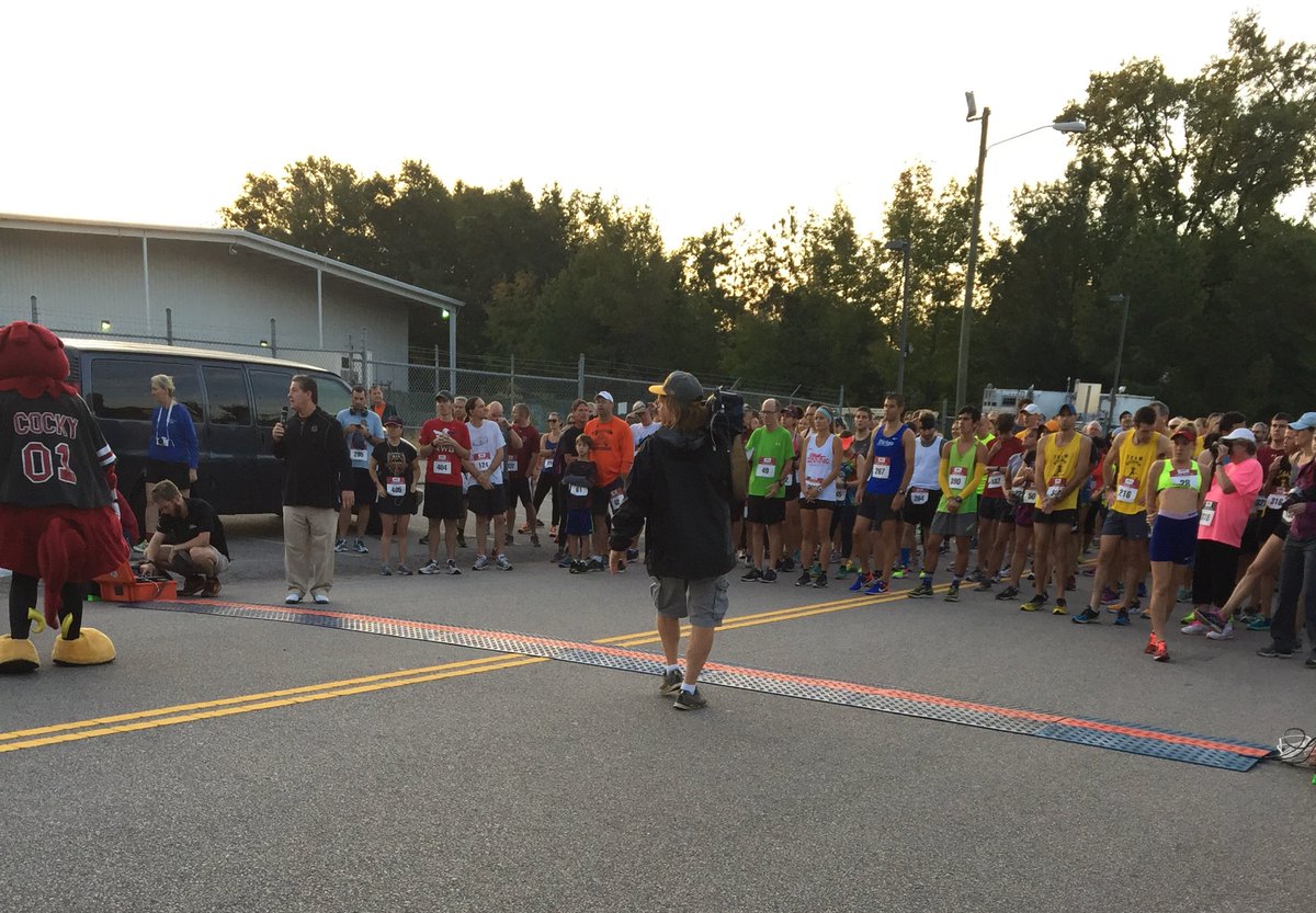 rtannerhomerun's tweet photo. Great turn out for the 12k this morning! Results listed at @StrictlyRunnin6 https://t.co/8gklwZyLUd