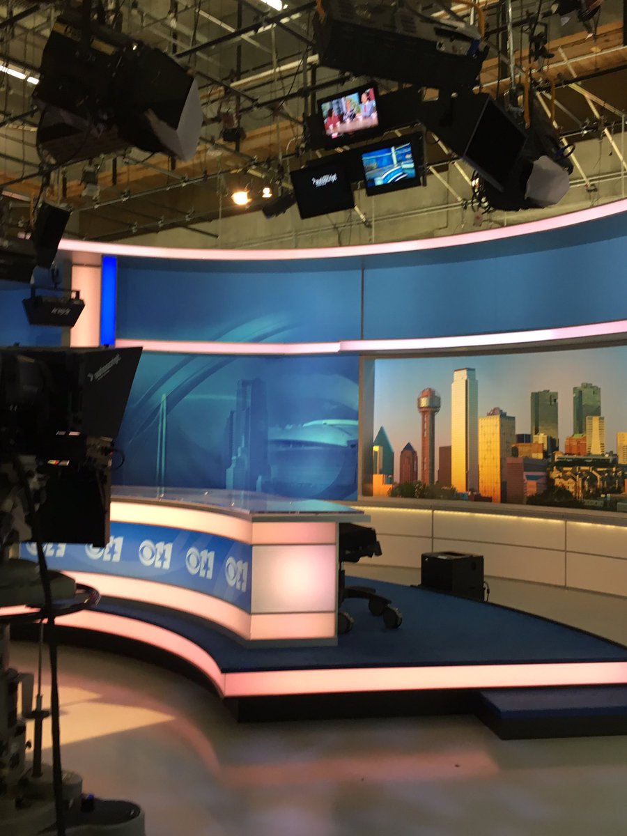 Txstbroadcast's tweet photo. Thank you again @CBS11 for allowing our group to visit your beautiful studio! @sjmctxst #TXST #DreamBig #multimediastudents πΊ https://t.co/NKwl09Huns