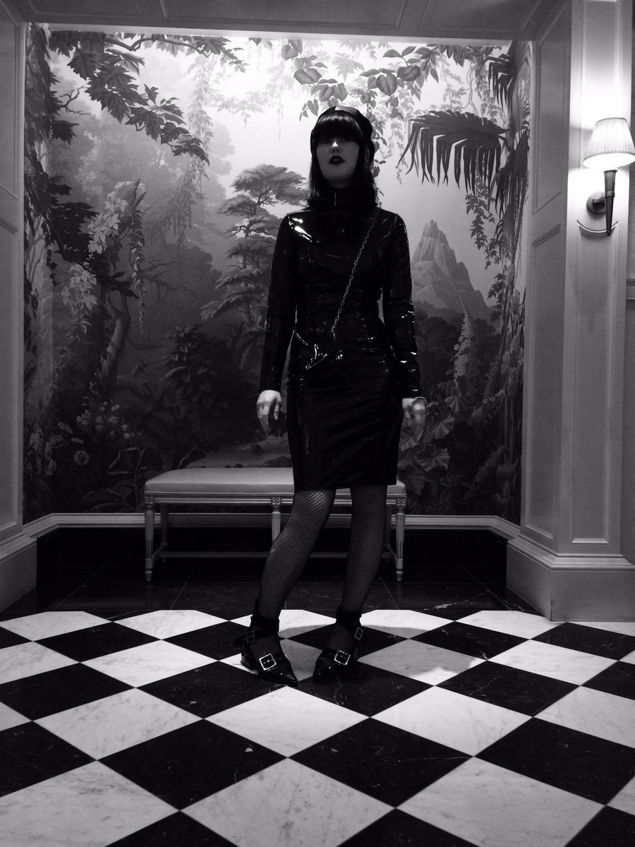 Ellie_Grace_C's tweet photo. #dazed25 https://t.co/PluVGiCU5W