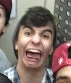 thecreepersbr's tweet photo. OLHA O NOVINHO PASSANDO NA SUA TL #MPN #authenticgames https://t.co/Fbs9avbwz1