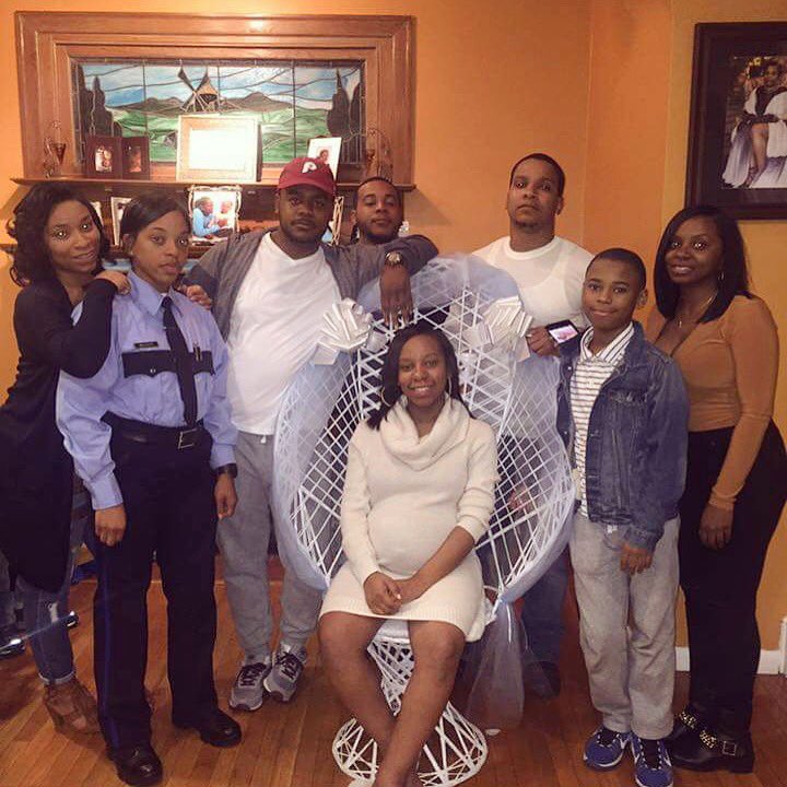 _nmw's tweet image. My sibs #notevenhalf #myheart. 💙