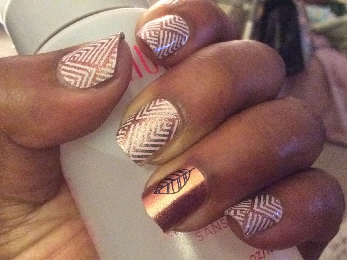 EMarieWrites's tweet photo. My latest Jamicure: Copper Glam #copperglamjn and Fall Fancy #fallfancyjn #browngirlsjam
E Marie https://t.co/y0vRmCAiNI https://t.co/v1dUadfEQN