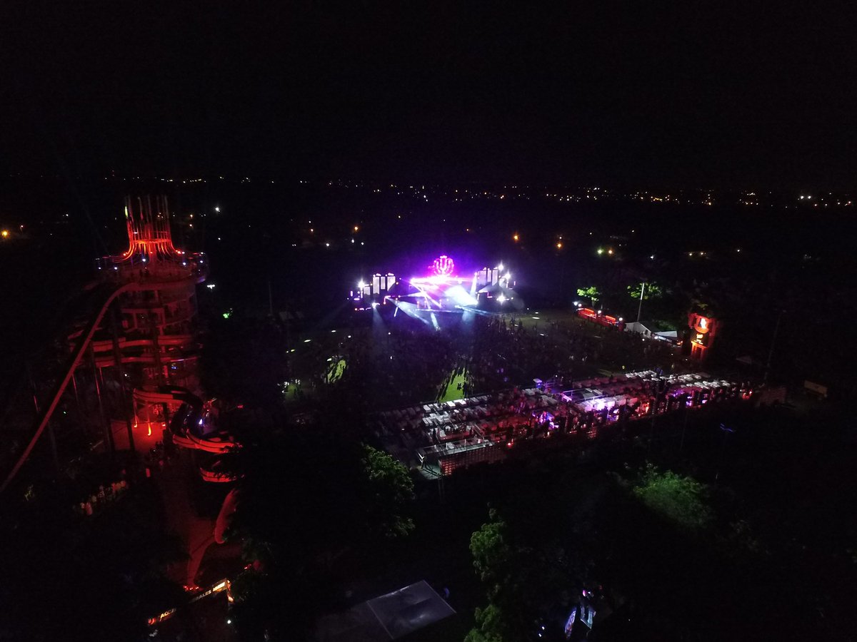 huaweimobilepy's tweet photo. ¡Vení a vivir la mejor experiencia en nuestra cabina! #RTUPy https://t.co/wD54HnwpcV