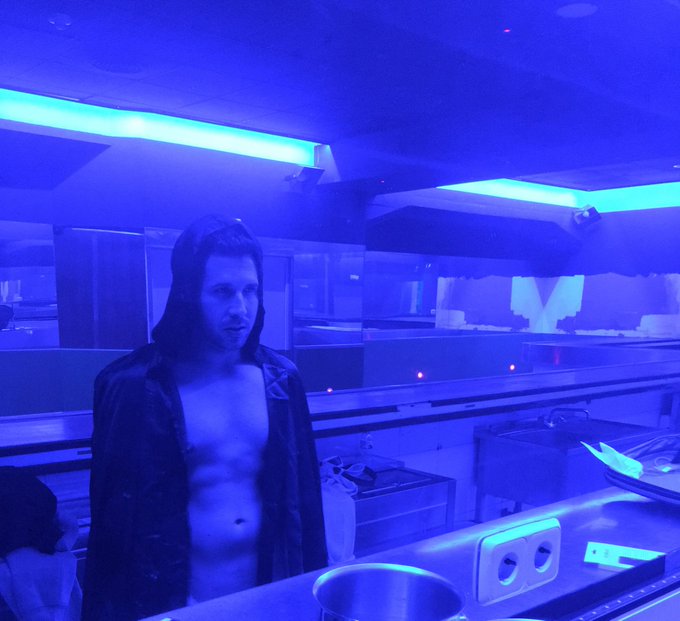 Trabajando un poquito esta noche en el club The night club https://t.co/meJSY3rb0C<a href="/tag/mvsales"class="tags"><span>#mvsales</span></a><a href="/tag/mvboys"class="tags"><span>#mvboys</span></a>