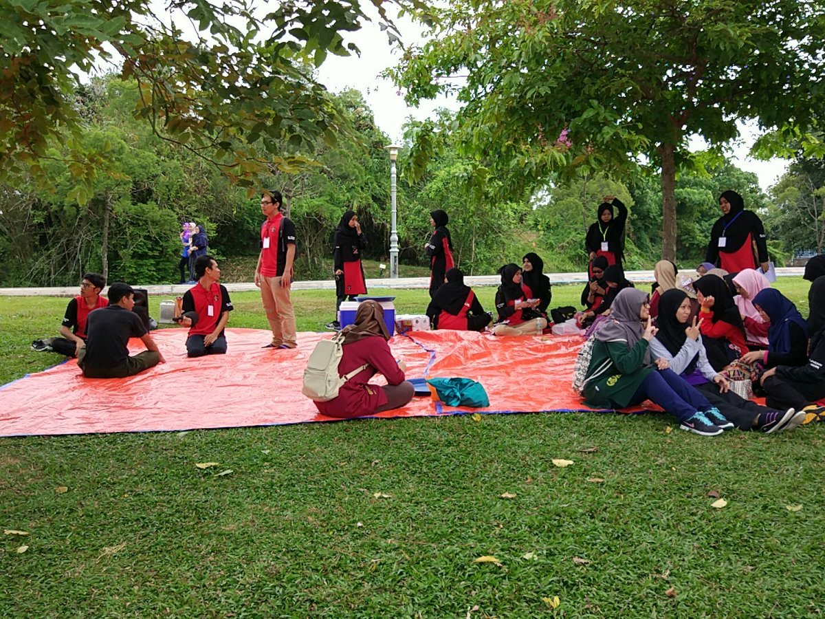 #nowhappening Training of Inspire (TOI)

We are currently at Taman Layang-Layang. Dont be shy to say hi 😘