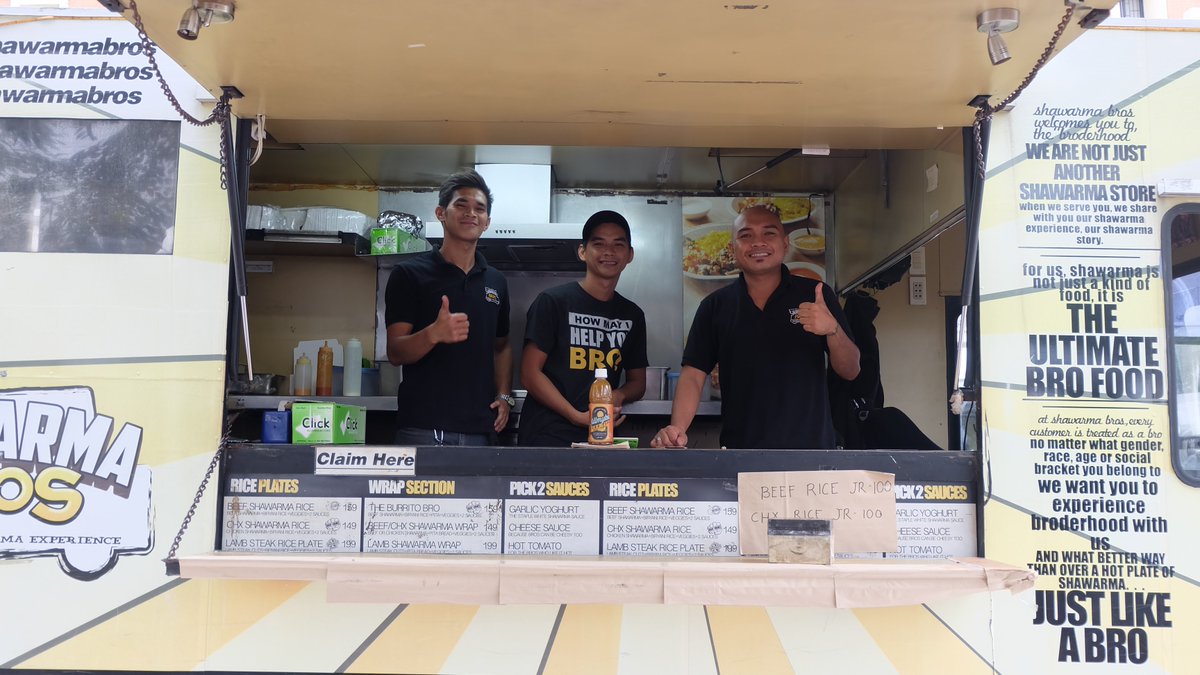 DesignWeekPH's tweet image. Say hello to these smiling faces here at #DesignWeekPH Creative Environment #Intramuros! Visit us from October 15-23 at Plaza Roma.