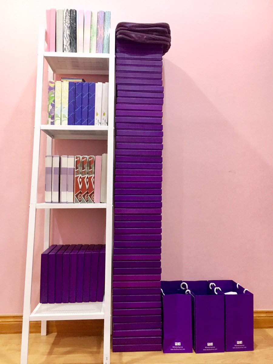 iDelaila's tweet photo. 2 tahun punye peliharaan ๐ #duckcollection #ducktower #duckbox #duckscarves https://t.co/841CzHt9TI