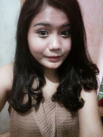 Gak pernah sedikitpun berniat buat tirusin pipi, karna pipi adalah jimat buat gue, hahaha :D