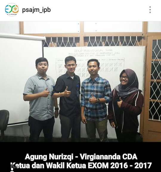 PSAJM_IPB's tweet photo. Foto bersama ketua dan wakil exom 2015-2016 dan ketua dan wakil exom terpilih 2016-2017 (dimas-rezha-agung-gia) congrats! https://t.co/aBplwMljNv
