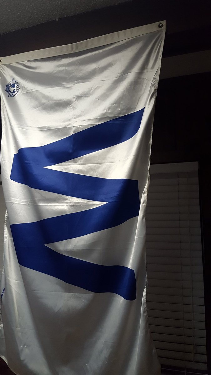 natsutter's tweet image. #FlyTheW