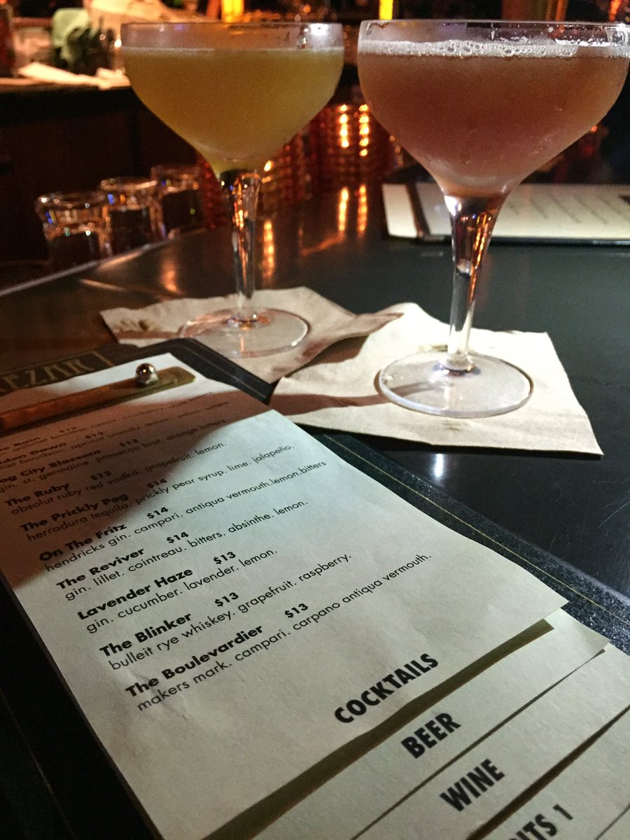 MariyaSnow's tweet photo. @dadwroteaporno the blinker #belindablinked #sf 🍻 https://t.co/9Sp2AsQBUu