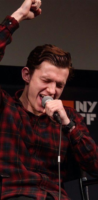 revolorixtom's tweet photo. YOUR SEX IS ON FIREEEEEEEEE 🎶 https://t.co/ufcGlKBDpE