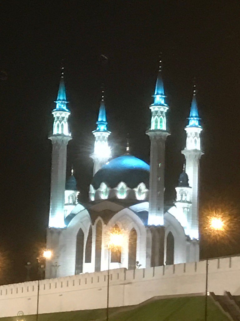 mcsharky1's tweet photo. The Kazan Kremlin #kazan2016 #wmcc2016 https://t.co/cuSKf8mezQ