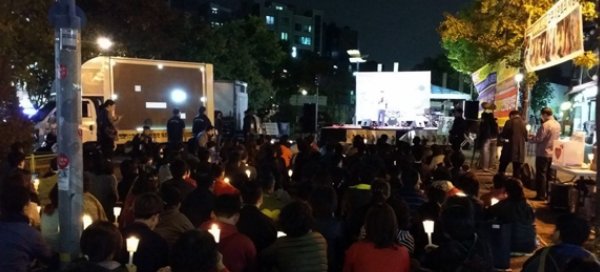 love_dulldog's tweet image. 엊그제 홍대입구에서 일어난 일
 naver.me/58PqlrZW