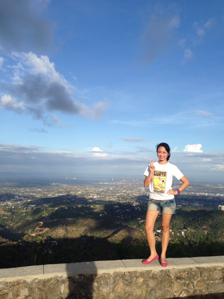 WanderWith_Ling's tweet photo. On top of the world in Tops Skyline Cebu City! #travelbug #wanderlust #travelhappy @KyleJennermann @becomingFYTB https://t.co/iwV7PYocaS