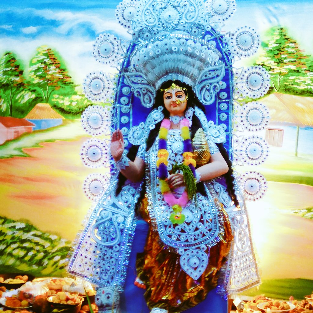 iamarkachand's tweet photo. Happy #LaxmiPuja  .. :) https://t.co/DMtnogK7ET
