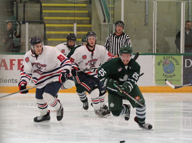 BruceFuhr's tweet photo. #KIJHL Go #NelsonLeafs Go beat #SpokaneBraves 4-1 #AndyFitzpatrick nets pair @thenelosndaily https://t.co/nG3GXwG7vc https://t.co/Sv6DNXpnkh