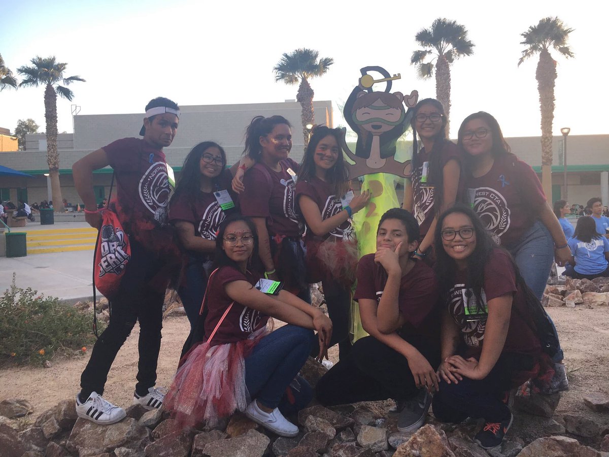marsulah's tweet photo. Can you drop it like we do? @NWCTAKC #CatchingService #RTC2016 https://t.co/VJS4x2Fbbc