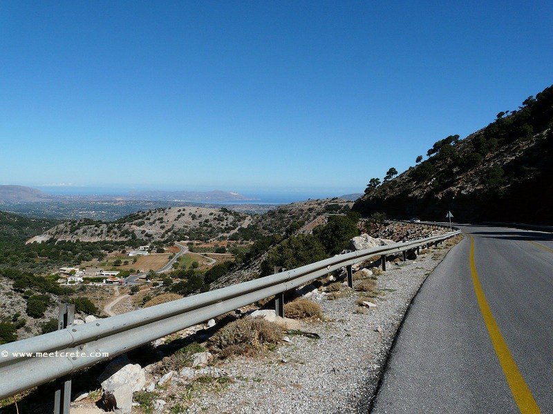 On the road again... Road Trip Crete through High Plains and Gorges meetcrete.com/road-trip-cret…