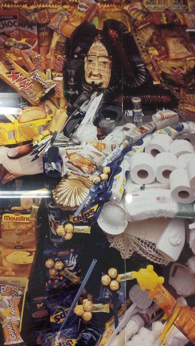 romybe's tweet image. Expo yes I can portait du pouvoir #Perpignan #art #travelblogger