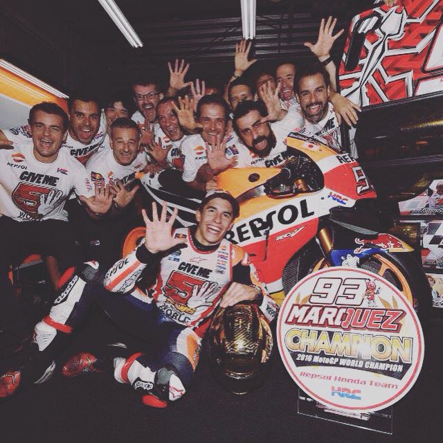 2016 MotoGP WORLD CHAMPIONS!!! #GiveMe5 ✋🏼